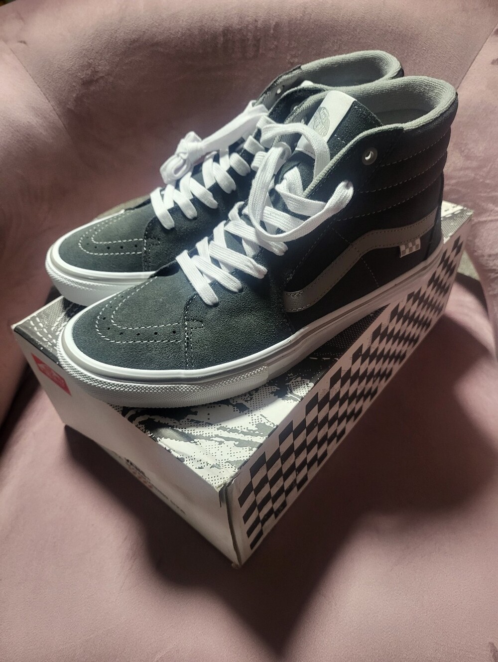 Brand New In Box Vans Skate Sk8 Hi Top Men's Size 10.5 Dark Gray White